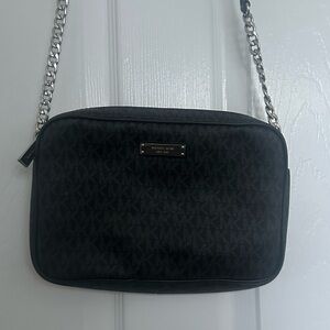Black Michael Kors Crossbody